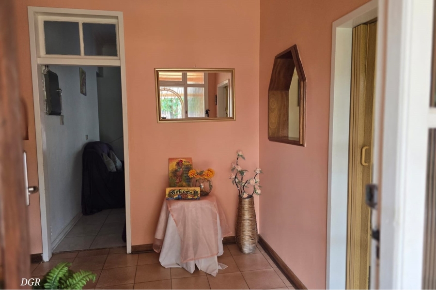 4 Bedroom Property for Sale in Herlear Northern Cape